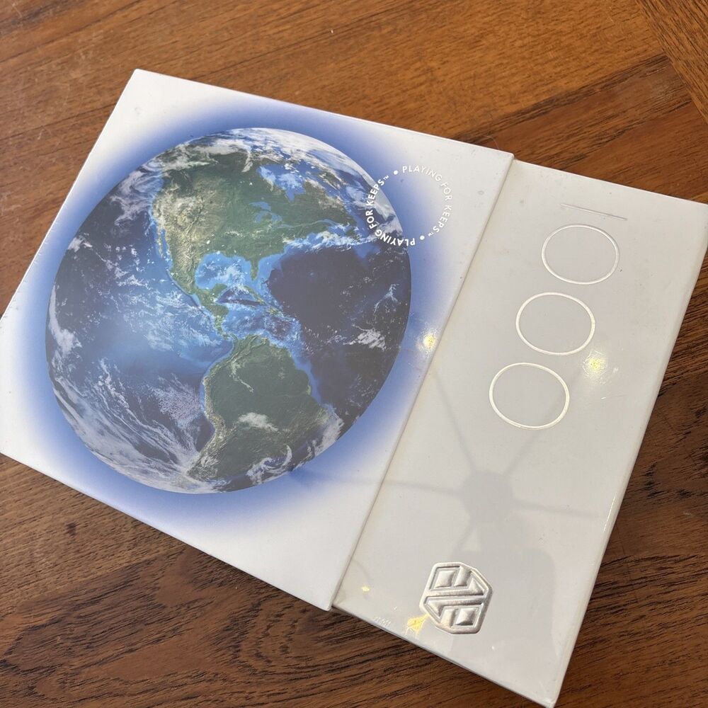Happy Compass 1,000 Piece Puzzle EARTH from Space 26.5" ROUND Premium Puzzle